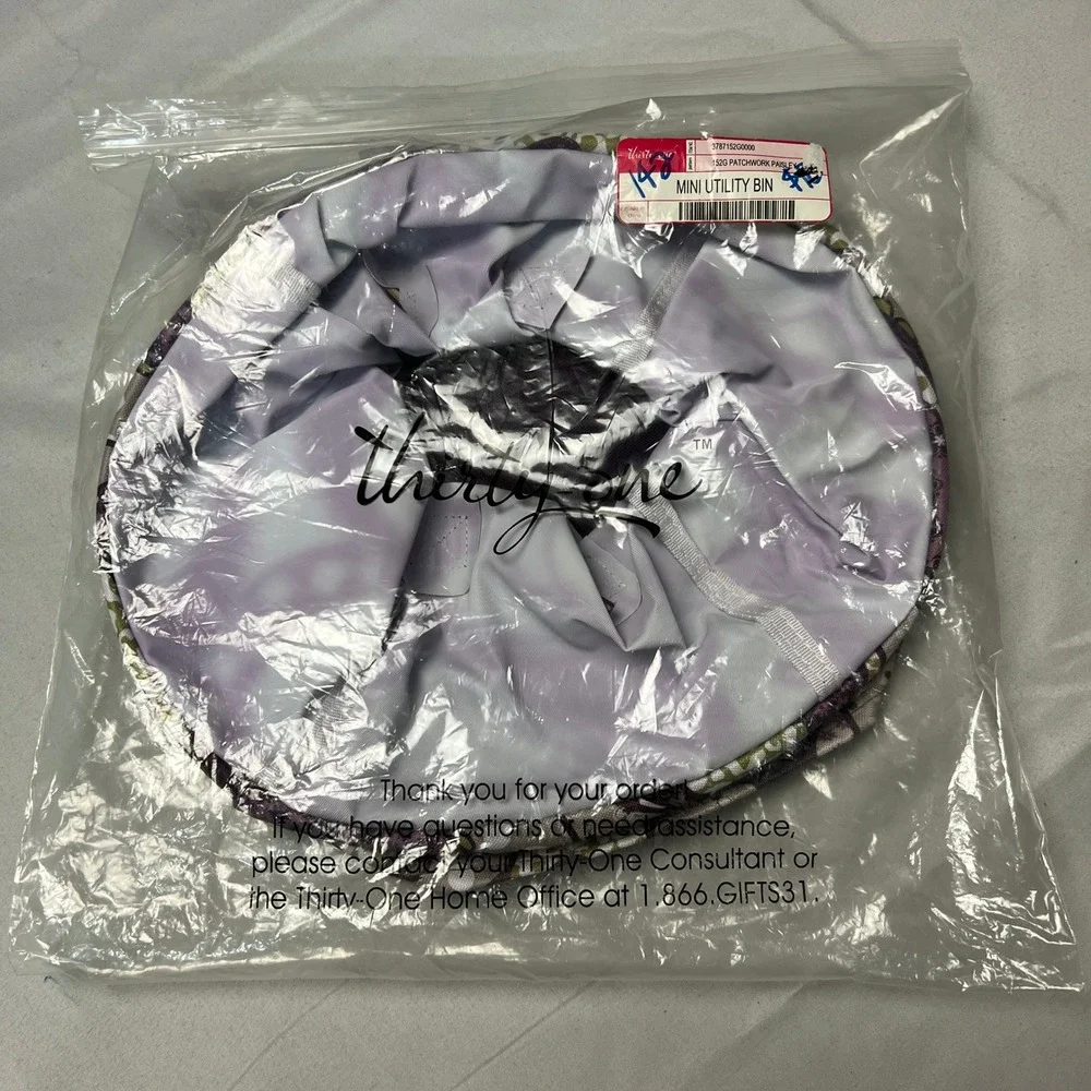 Thirty-One Small Collapsable Utility Bin Purple Paisley Circle Storage Container